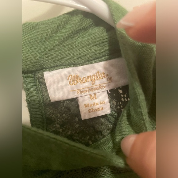 Wrangler Crochet Top- Green size M - Picture 5 of 9